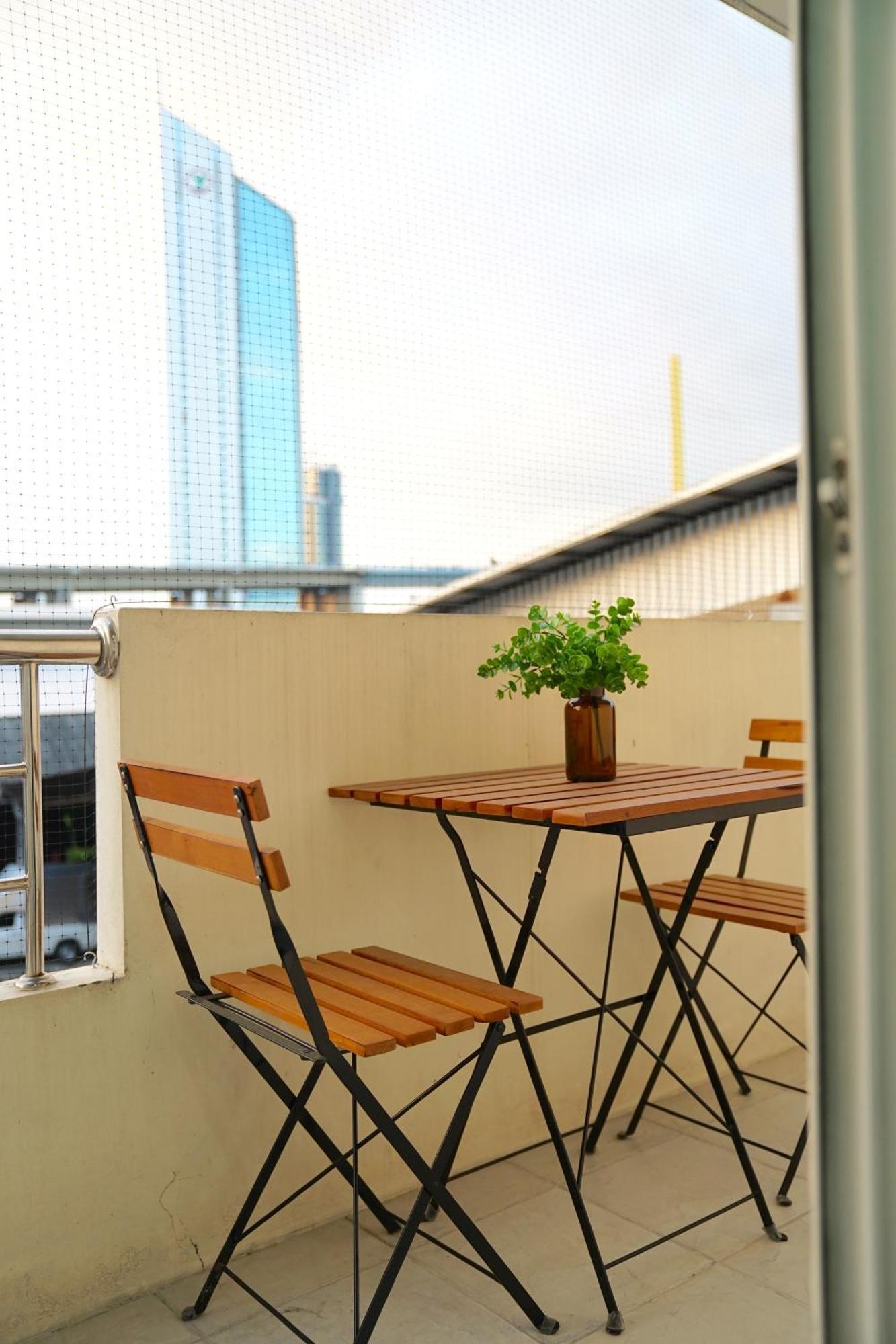 The View Residence Bangkok Exterior photo