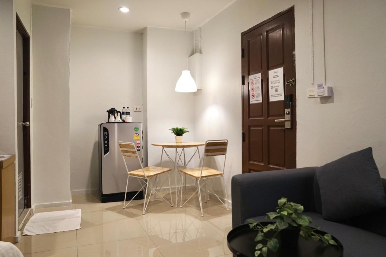 The View Residence Bangkok Exterior photo
